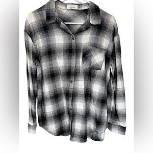 Love Notes Black and White Plaid Button-Up Shirt